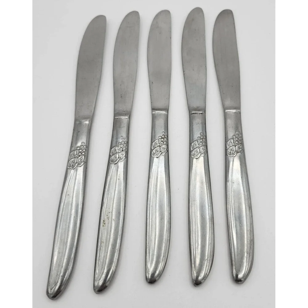 MWCO dinner knives